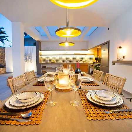 Villa Saona *