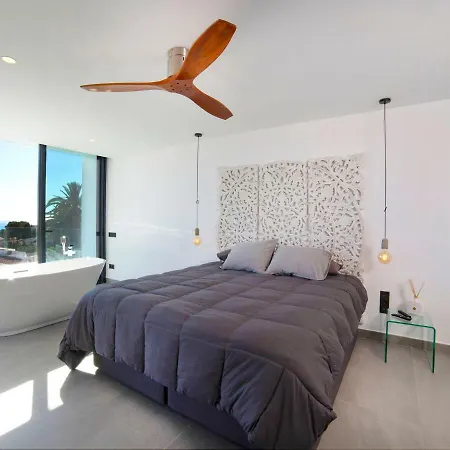 Saona Villa *